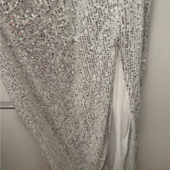 Hello Molly dress, size M/6, tag still on, not worn. - Picture 5 of 8